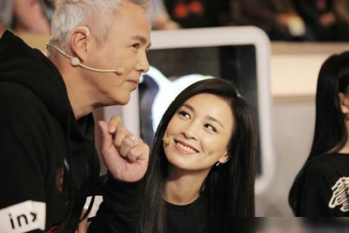 员工爆料张庭夫妇视频,揭秘明星夫妻背后的真实生活